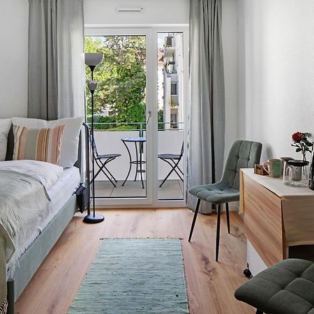 Ferienwohnung Baechle, Sehr Zentral Freiburg im Breisgau Exteriör bild
